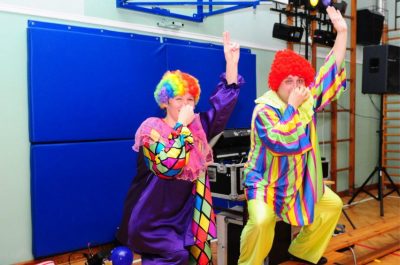 Clowni - imprezy dla dzieci z NEUTRINOband